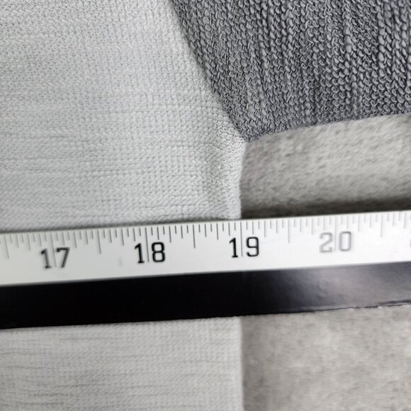 Nike Kids Dri-FIT Shirt 3/4 Sleeve Gray & White Embroidered Swoosh Youth Size XL - Picture 11 of 13